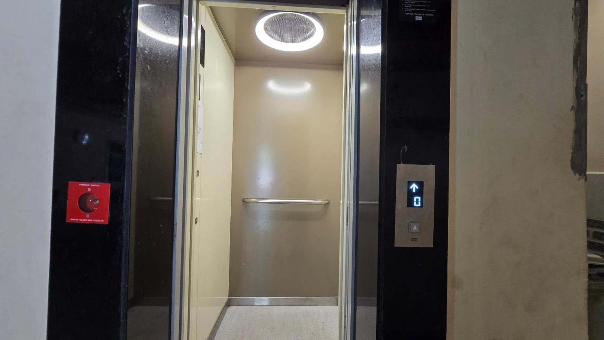 Hotel Maheshwari Green'S اوجاين المظهر الخارجي الصورة