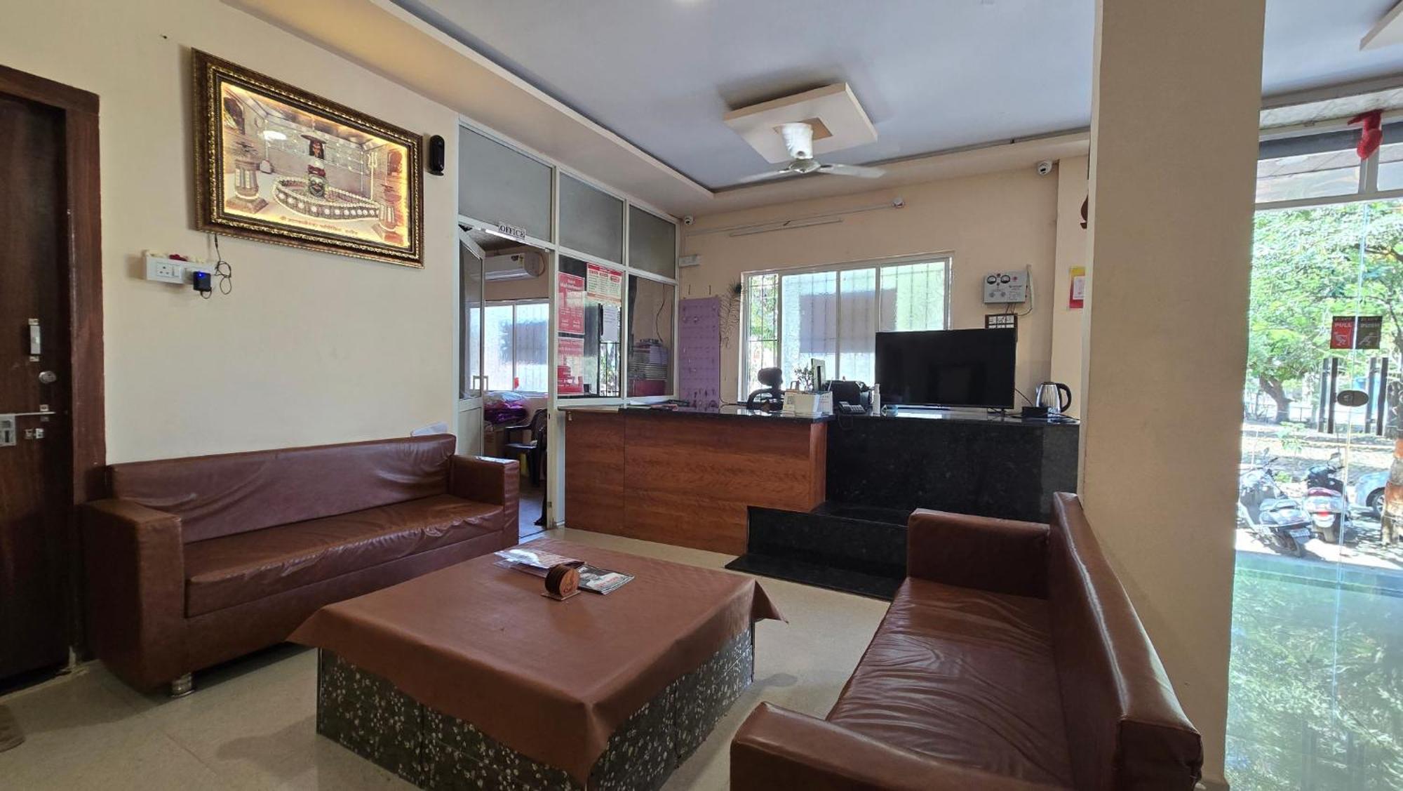Hotel Maheshwari Green'S اوجاين المظهر الخارجي الصورة
