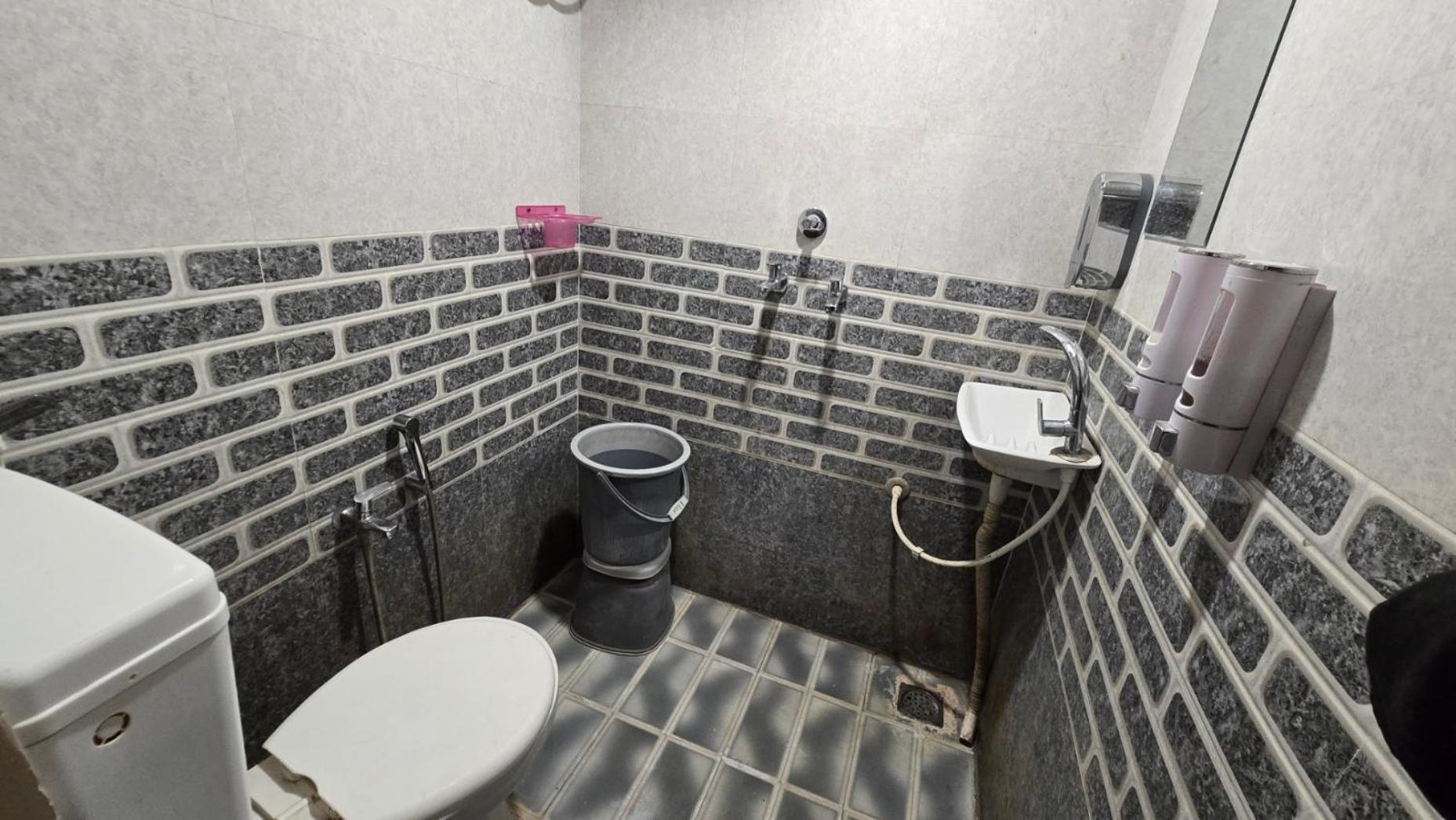 Hotel Maheshwari Green'S اوجاين المظهر الخارجي الصورة